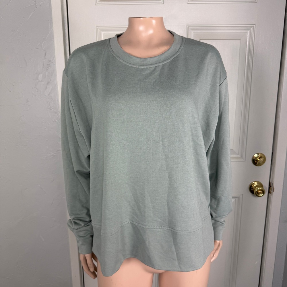 Cozy Earth Women's Shirt Large Crew neck Long sleeve Rayon Polyester Knit JJ21